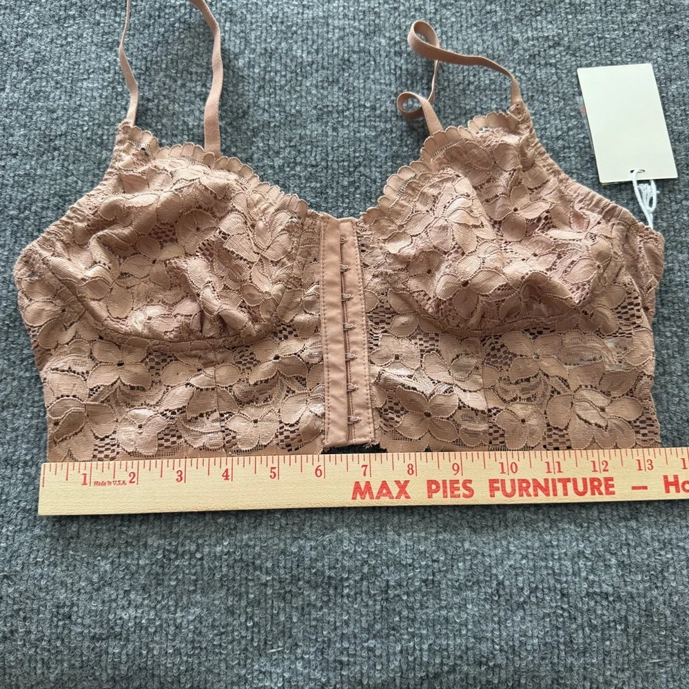 Mele e Pere Lace Bralette Nude Blush Floral Adjustable Strap NWT M